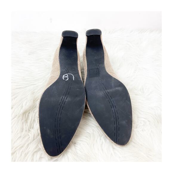 2/$30 VANELi Vintage Dayle 9 Taupe Womens Classic Embossed Leather Heeled Pump - Picture 15 of 16